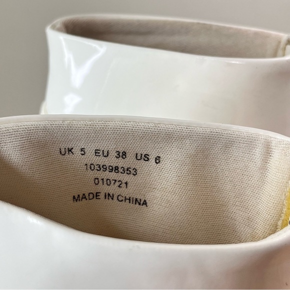 ASOS Design Western Cuban Heel Ankle Boots - Picture 13 of 15